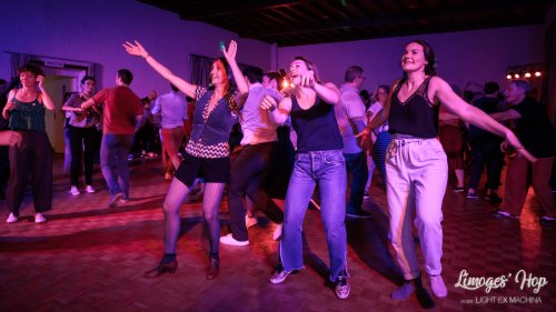 Limoges'Hop festival 2022

Partage libre avec le crédit et la citation (@lightexmachina) de l'auteur pour tout usage non promotionnel ou commercial.

© Alexandre - LIGHT EX MACHINA 2022, tous droits réservés.